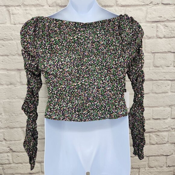 ASTR the Label Long Ruched Sleeve Livie Top in black green Ditsy Size Large NEW - Picture 8 of 16